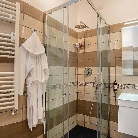 بيت ضيافة دار ضيافة روما سنترال رومز أو أفيتاكامير