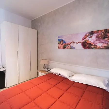 بيت ضيافة دار ضيافة روما سنترال رومز أو أفيتاكامير روما