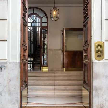 دار ضيافة روما سنترال رومز أو أفيتاكامير