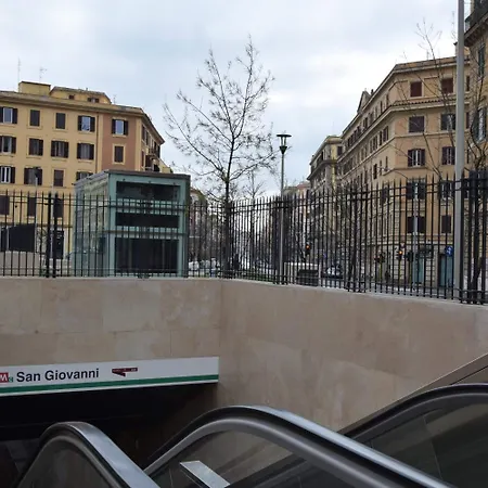 دار ضيافة روما سنترال رومز أو أفيتاكامير روما