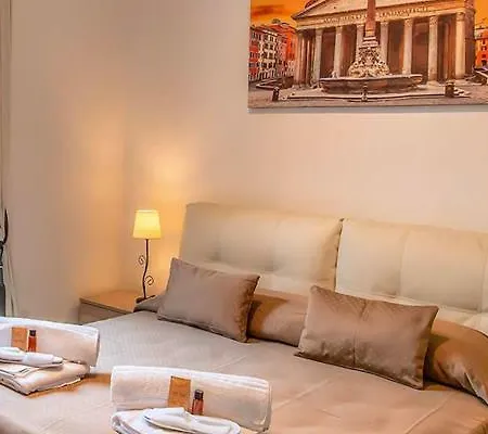 دار ضيافة روما سنترال رومز أو أفيتاكامير 4*